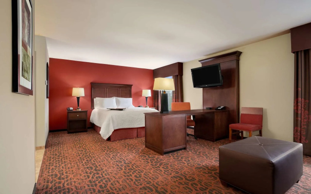 Hampton Inn Magnolia