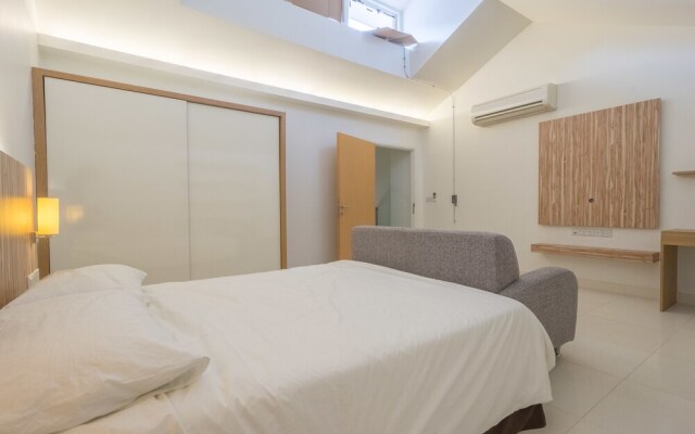 MetroResidences Modern Cozy Loft