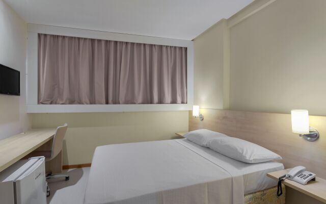 Ibis Styles Belém Hangar