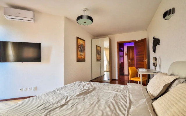 Wild Orchids of Bucharest