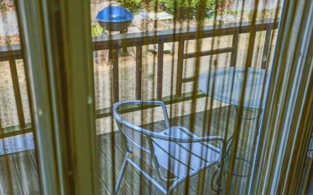 Ganghwado Badaga Geuriun Namu Pension