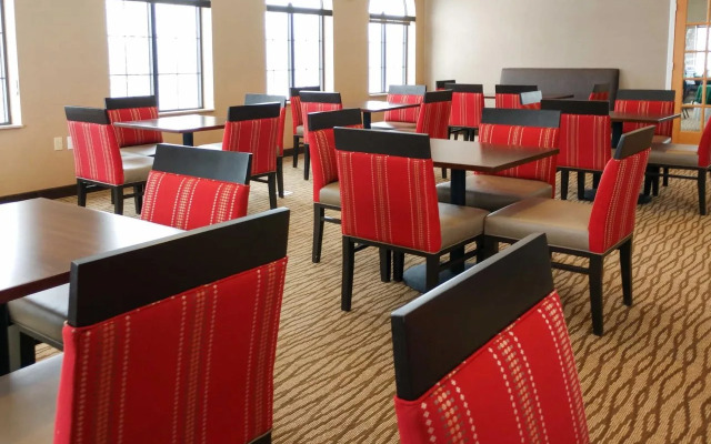 Comfort Inn & Suites Milford / Cooperstown