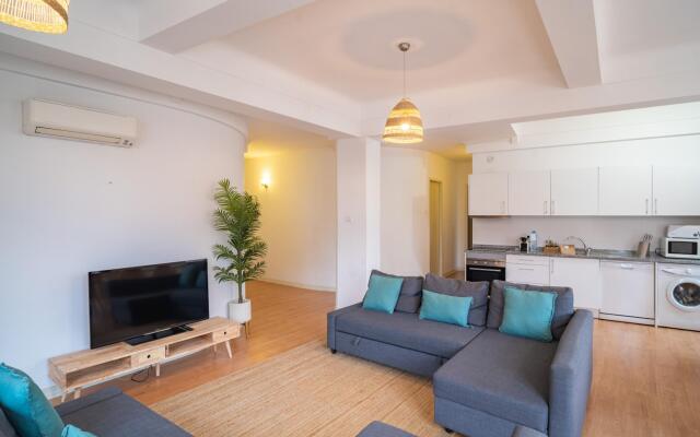 Feel Porto Downtown Luxury Retreat