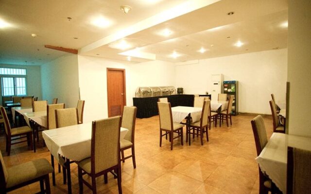 GreenTree Inn Shanghai Nanqiao Nanfeng Highway Express Hotel