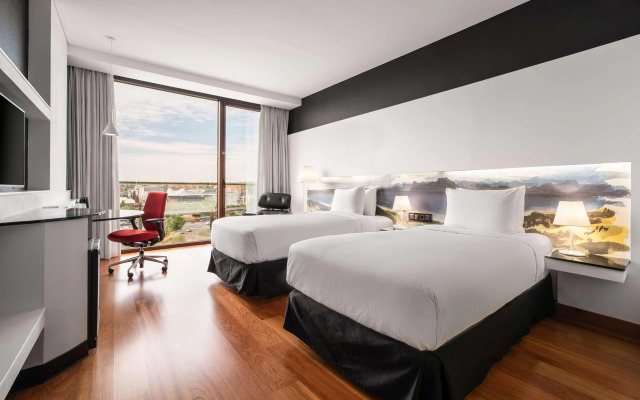 Hilton Madrid Airport