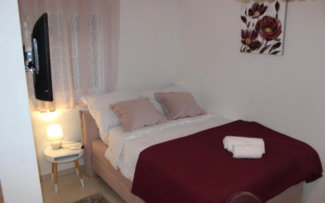 Marine Lux apartments