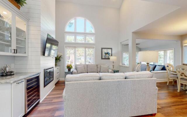 7621 Huntington Villas