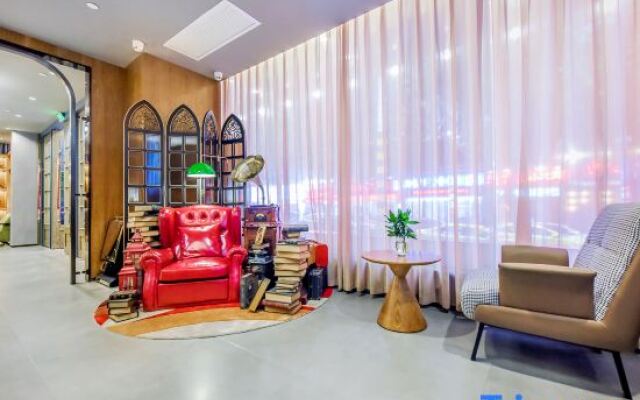 JAMES JOYCE COFFETEL （Chongqing Guanyinqiao Jiujie Store)