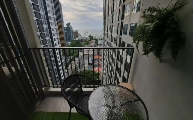 The Base Central Pattaya by Mickey