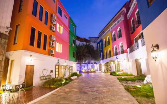 Rainbowtown Hotel