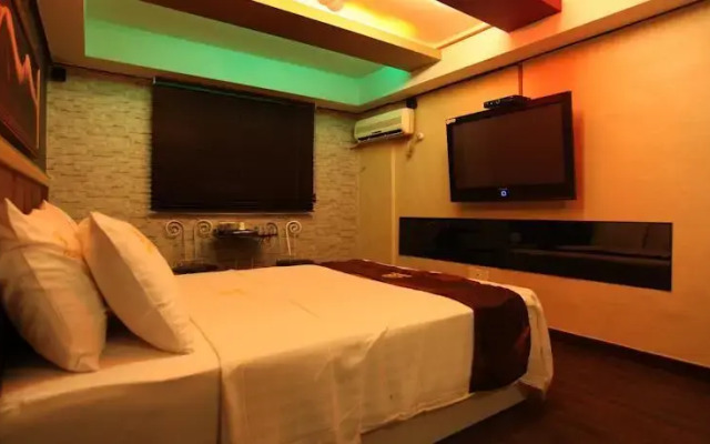 Regency Motel