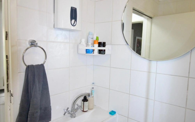 Tamboerskloof 2 bed apartment