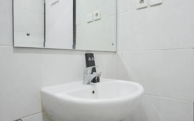 Comfortable 1BR at Nifarro Park Apartment