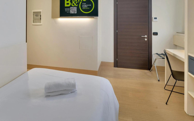 Отель Clarion Paris CDG Airport