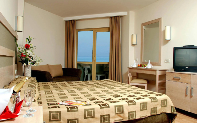Side Breeze Hotel - All Inclusive