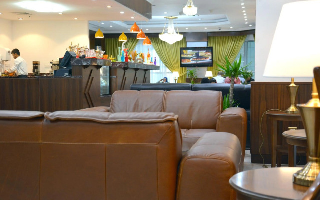 Royal Inn Al-Nokhba Hotel