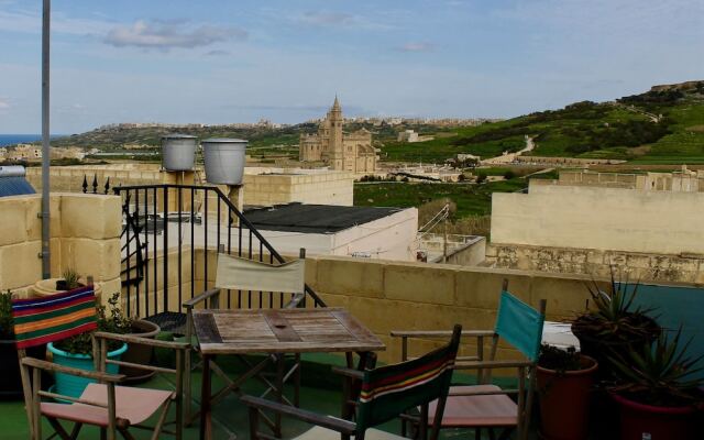 Ta 'Oneira B&B - Gharb