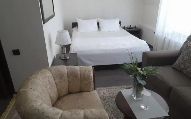 Hotel KREZ