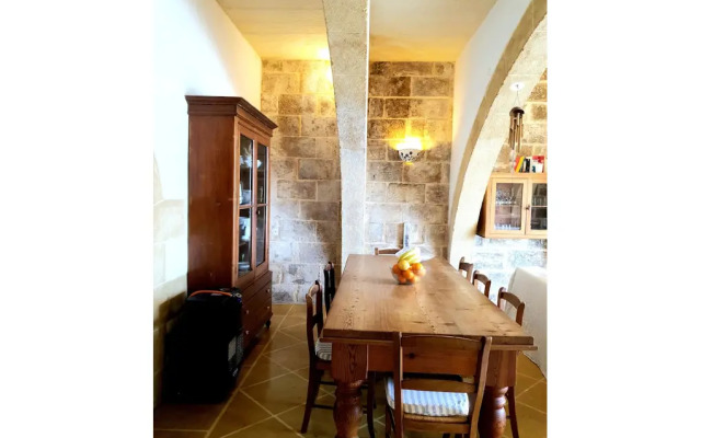 Panoramic Farmhouse