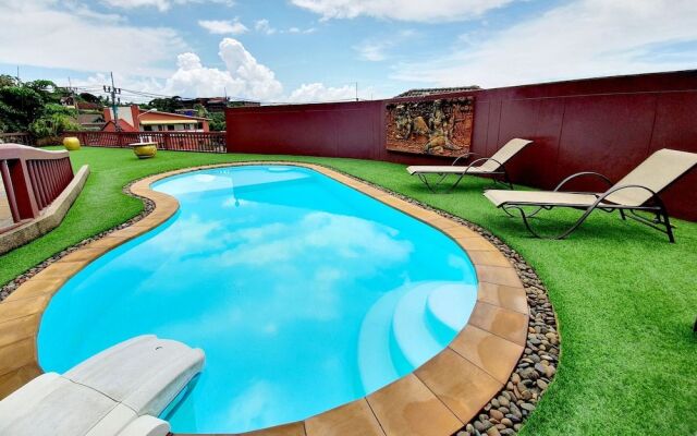 Phuket Lilla House