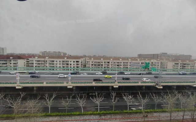 Tuke Hotel (Shanghai Hongqiao Hub Yan'an West Road Branch)