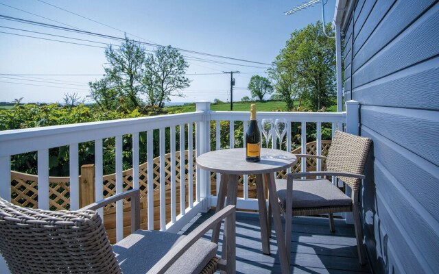 The Studio - 1 Bedroom Cabin - Amroth