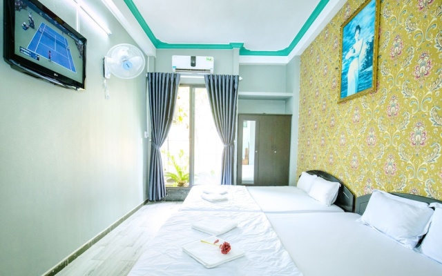 Yen Vy Hotel & Apartment – Guest Rooms – Quy Nhon