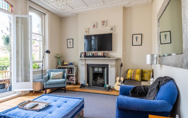 Vintage West Kensington Home by Olympia London