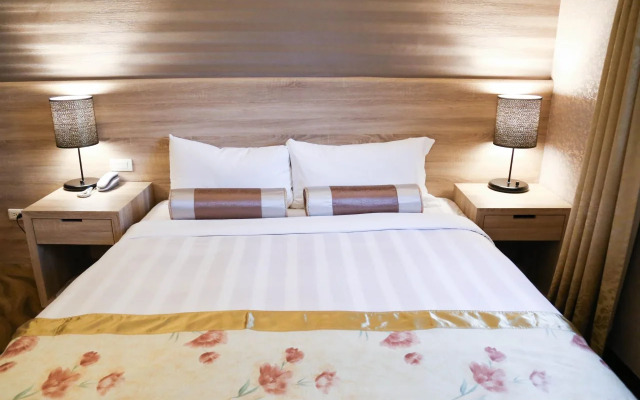 Unique Holiday Hotel