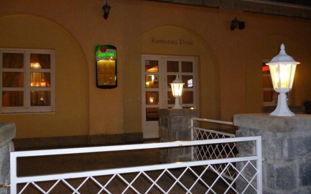 Pension Kamenny Dvur