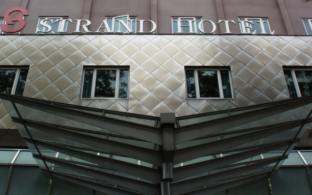 Strand Hotel (SG Clean Certified)