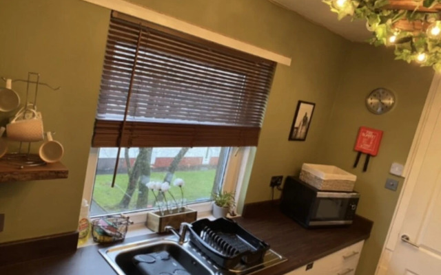 17G Regent Place
