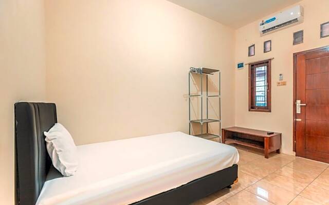 OYO Life 2424 Kost Luqman 2