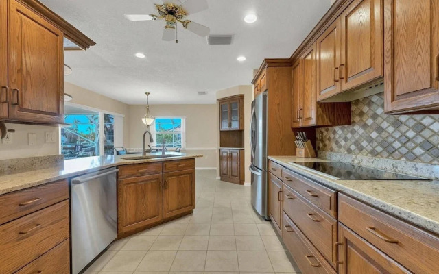 135 Tropicana Drive