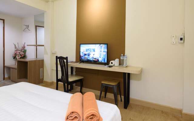 P72 Hotel Walking Street Pattaya