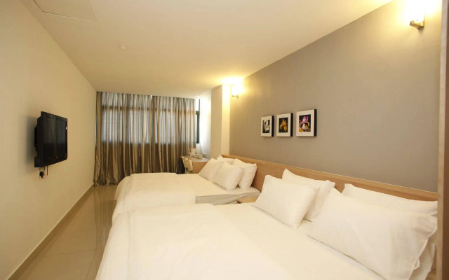 Iris Garden Hotel