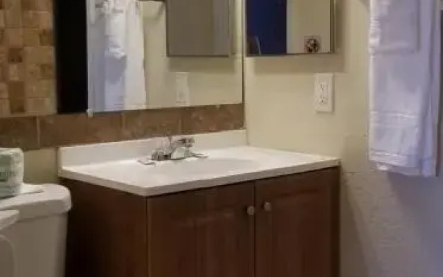 Sierra Crossing Motel