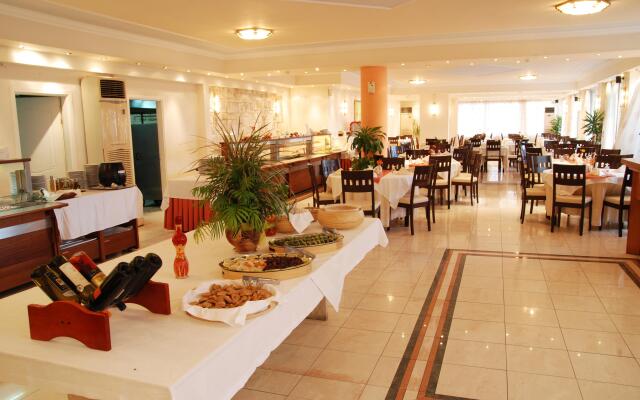 Zante Maris Suites - Adults Only