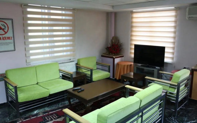 Yeni Hotel