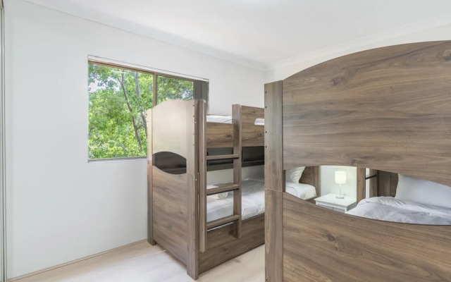 Kozyguru | Homebush West | 3-Beds Apt With Parking