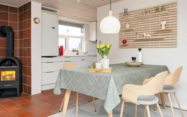 6 Person Holiday Home in Broager