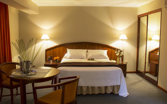 Hotel Park Suites