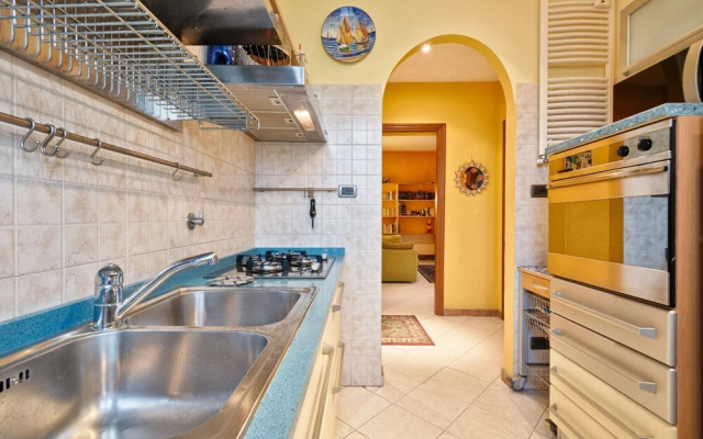 Ruffini Park Apartment