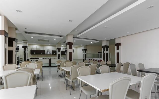 RedDoorz near Pascasarjana UGM 2