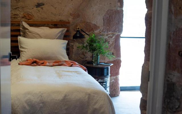 Hutton Vale Farm Jha Stone Cellar