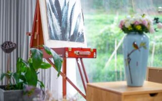 52 Hertz Boutique Guest House