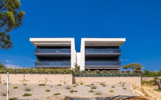 Nice Apartment in Kostrena With 3 Bedrooms and Wifi