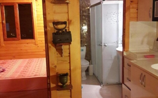 YALILI Wooden House