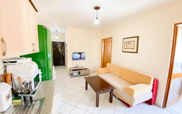 Comfortable Golem Beach Apartment