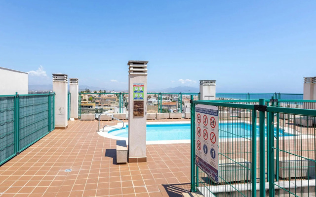 Simplistic Apartment in Almería next to the Seabeach